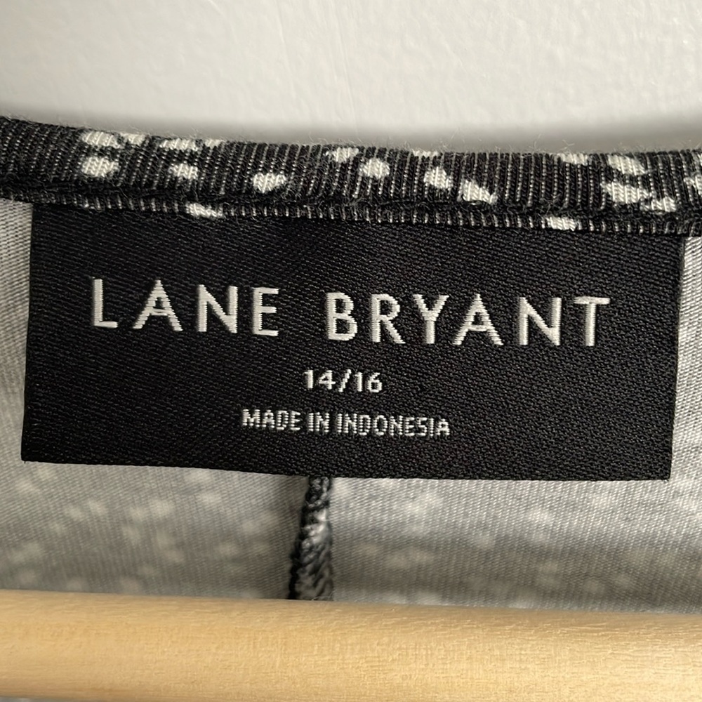 Lane Bryant Black and white Dot Blouse women size 14 - Picture 3 of 9